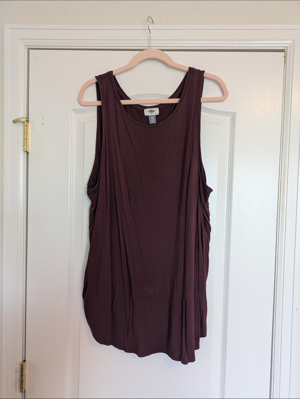 Old Navy Women's Sleeveless Racerback Tank Top - Plum
